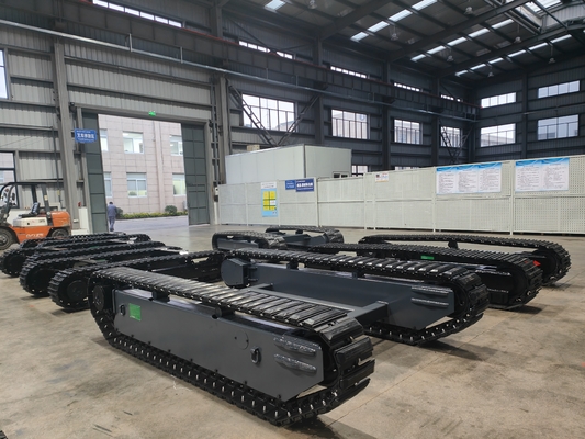 TR600 Carga útil personalizada de 120 kg Todo terreno Control remoto Chasis de rastreo de goma para robot UGV